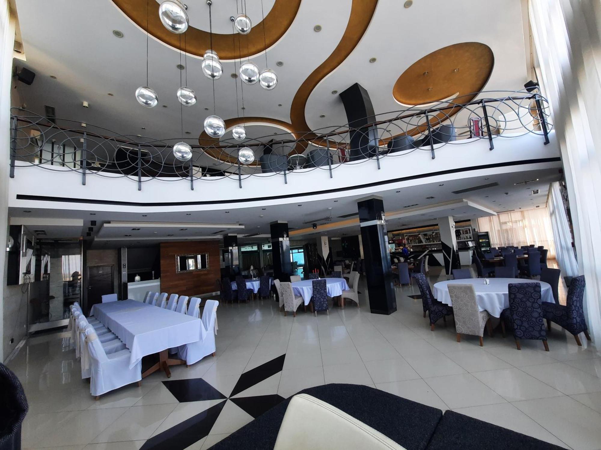 Hotel Euforia Lounge Šabac エクステリア 写真
