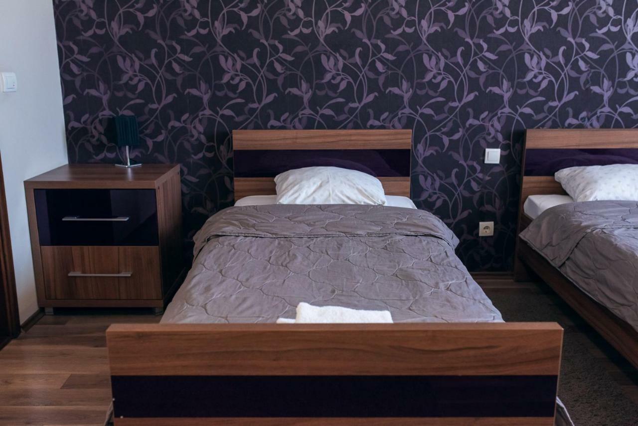 Hotel Euforia Lounge Šabac エクステリア 写真