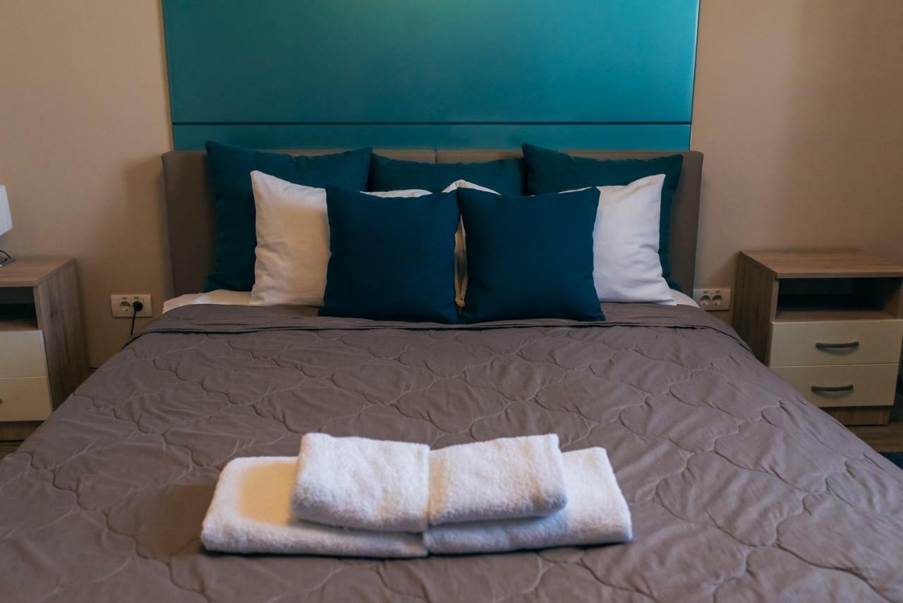 Hotel Euforia Lounge Šabac エクステリア 写真